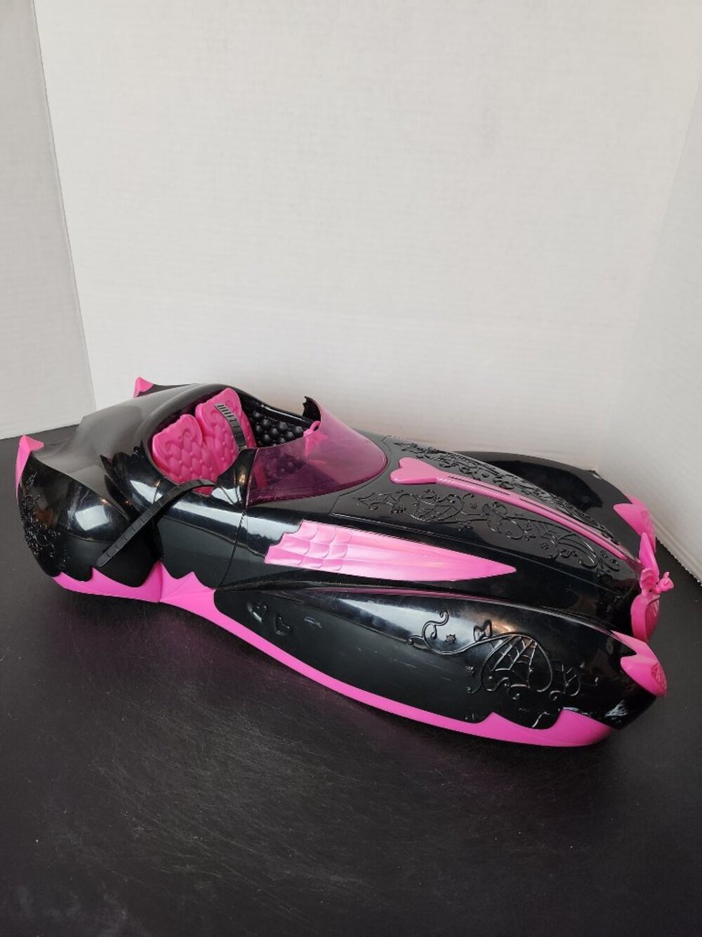 Monster High Draculaura Sweet 1600 Roadster Car Mattel 2011 Black Pink Vehicle